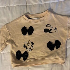 Zara Cream and Black Graphic Sweatshirt